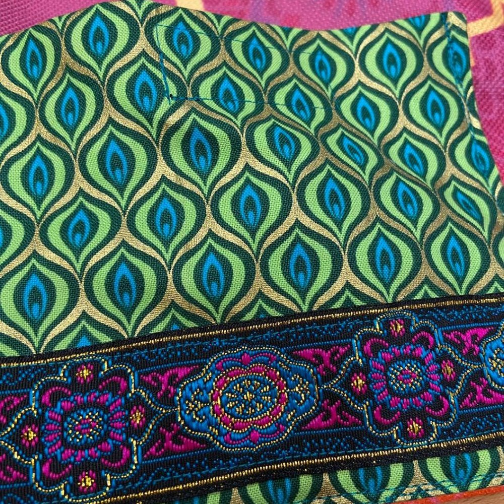 Handmade Moroccan-inspired shoulder bag - Picture 2 of 7